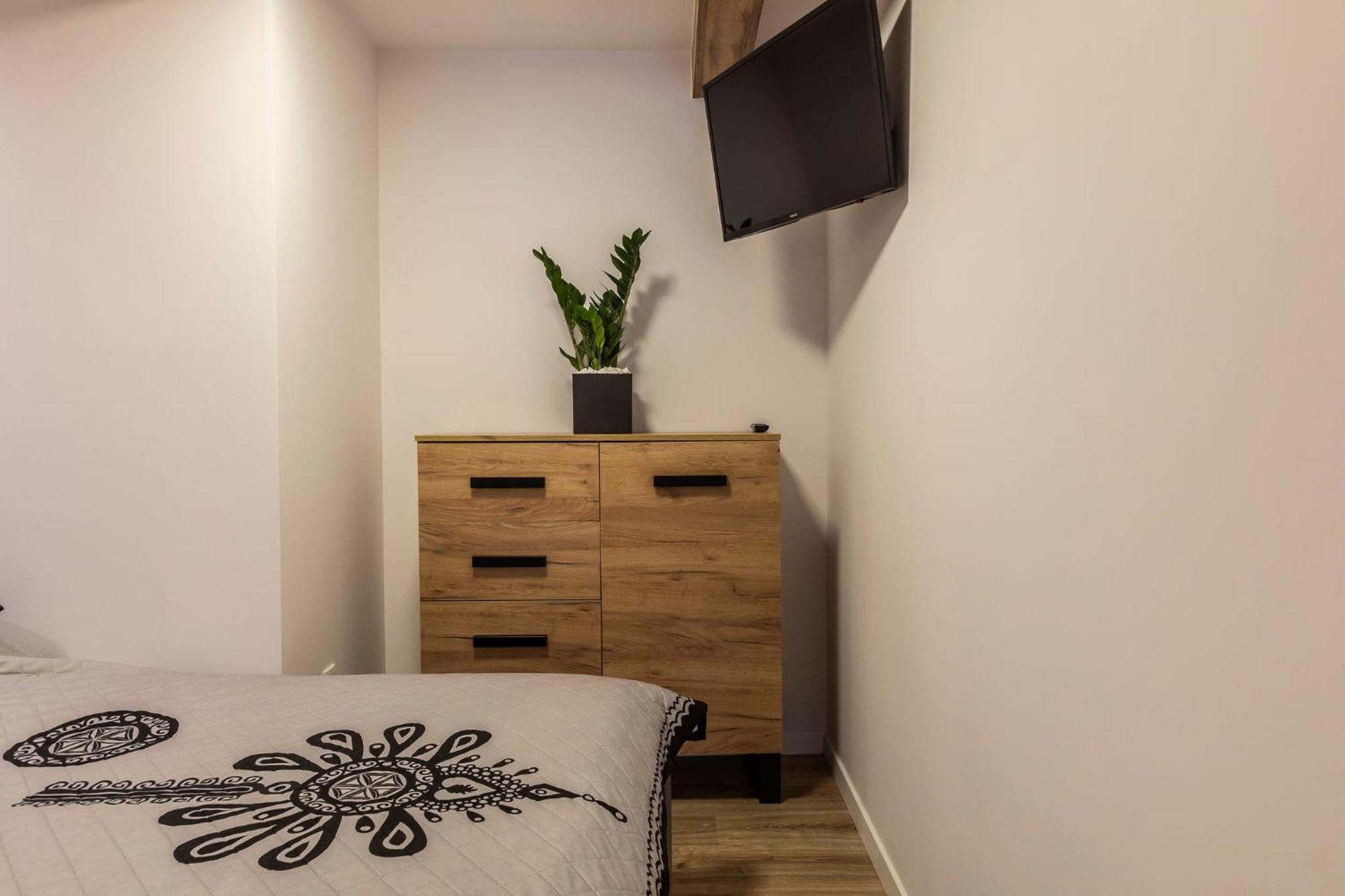 Apartament Tatravika Z Basenem I Widokiem กอสเชียลิสกอ ภายนอก รูปภาพ
